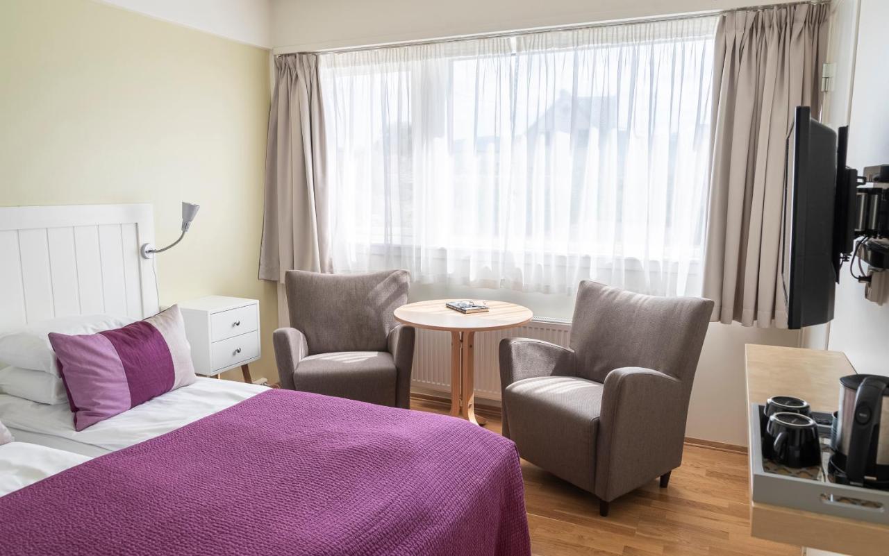 Lavik Fjord Hotel & Apartments Екстер'єр фото