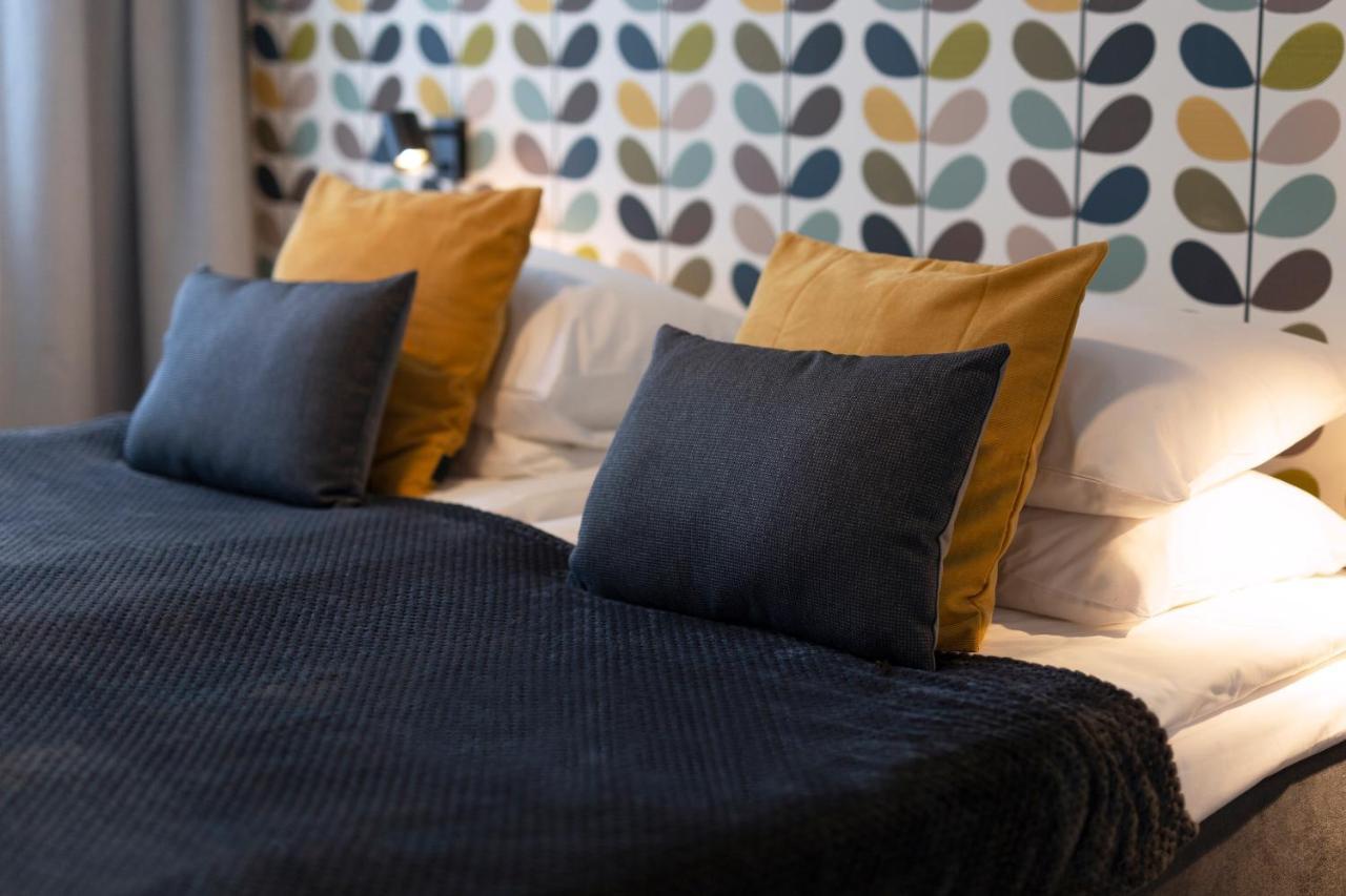Lavik Fjord Hotel & Apartments Екстер'єр фото